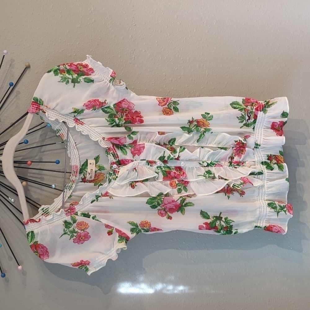Festival Roses Coquette Sheer Hollister Y2K  Floral Flutter Top Beachy